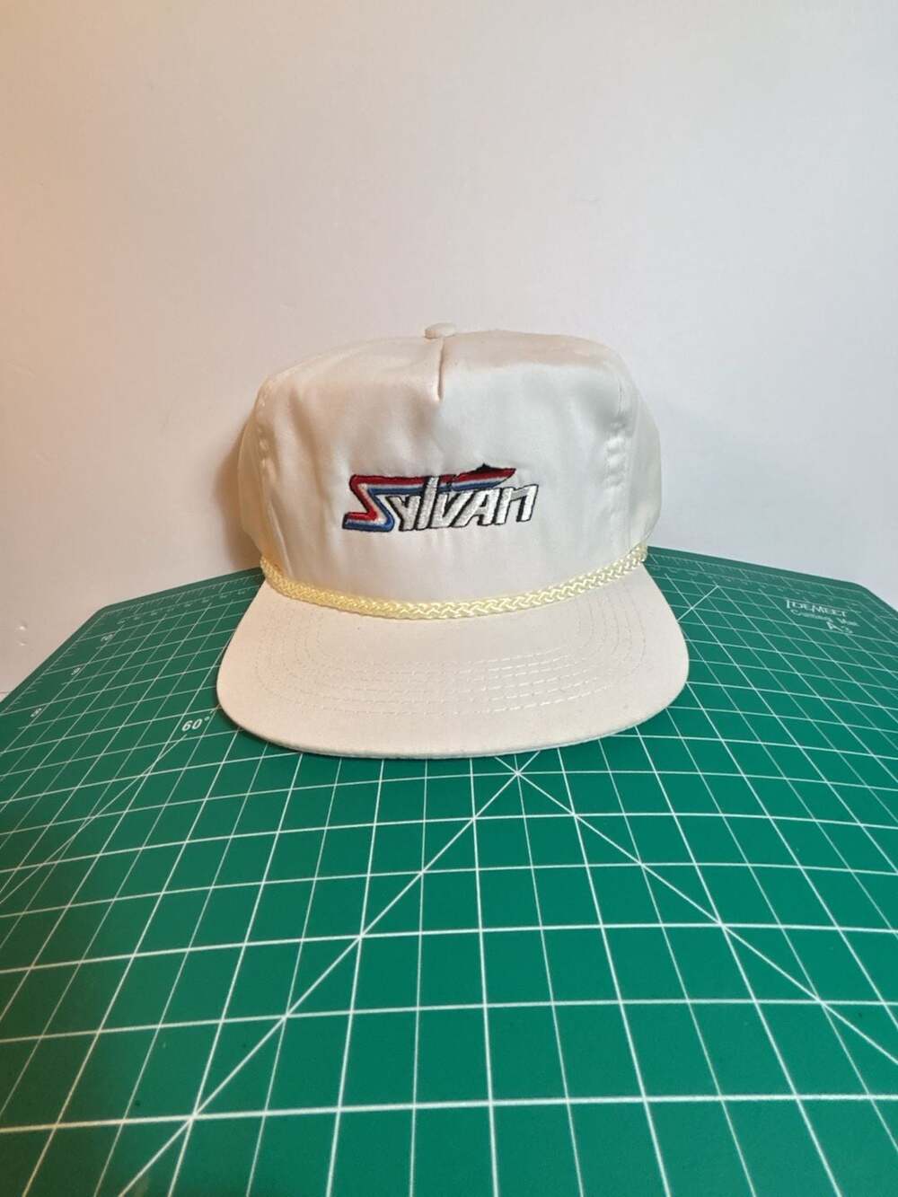 Vintage Sylvan Boats White Rope Snapback Hat Cap Capital